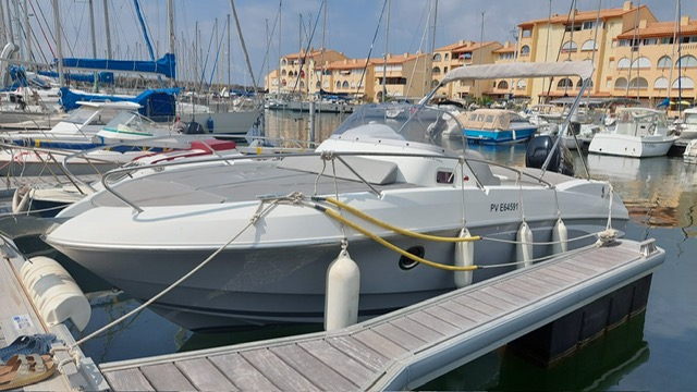 slider 0 Beneteau Flyer 750 Sun Deck